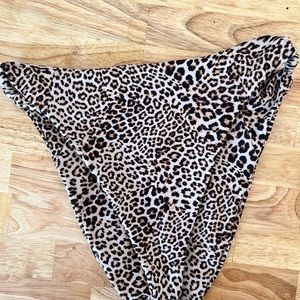 Skatie X Salty bottoms